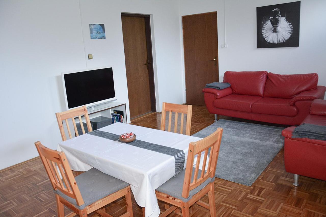 Apartma Vidmar Šenčur Bagian luar foto
